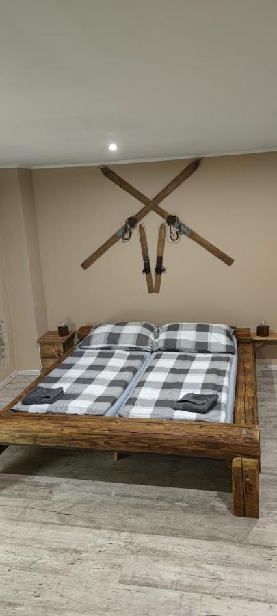 Apartmán Houmr Jáchymov Esterno foto